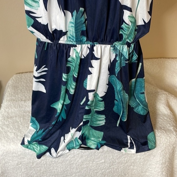 ROMPER Size Large - Picture 7 of 9